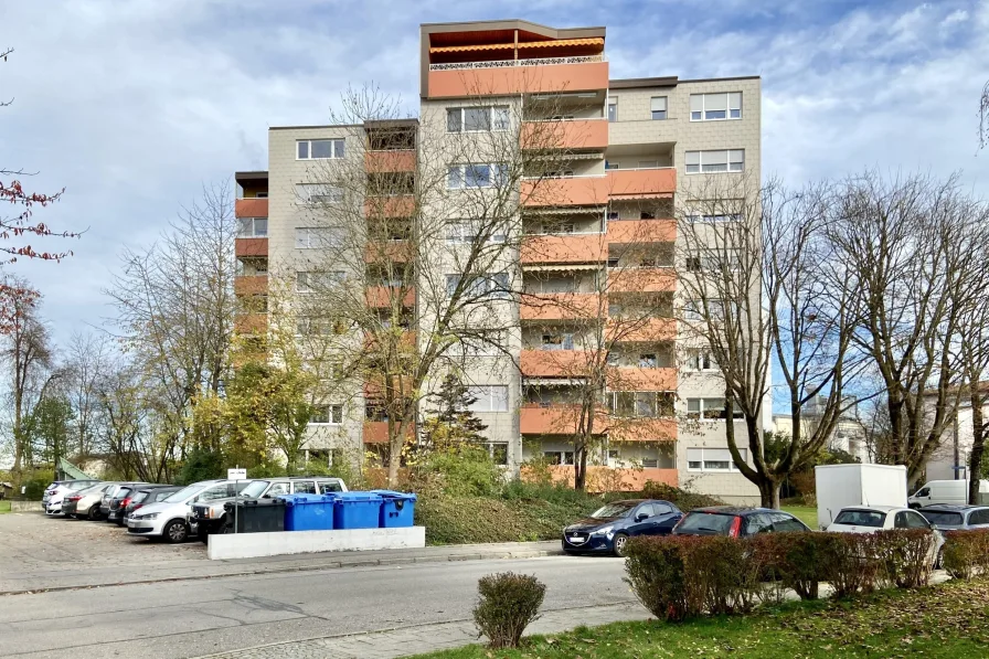 Blick von Südosten - Wohnung kaufen in Mühldorf - Frisch saniert zum schnellen Einzug