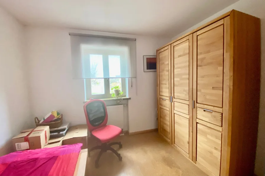 Büro OG Haus 1 Wohnung 1 (aktuell Gästezimmer)