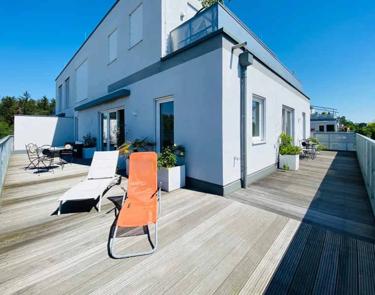 Terrasse - Wohnung kaufen in Waldkraiburg - Exklusive 3-Zimmer-Dachterrassenwohnung in Waldkraiburg