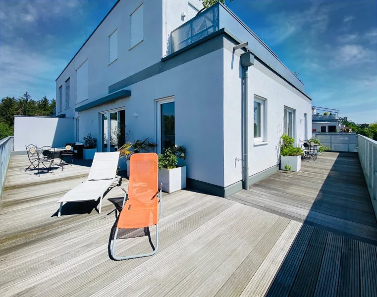 Terrasse - Wohnung kaufen in Waldkraiburg - Exklusive 3-Zimmer-Dachterrassenwohnung in Waldkraiburg