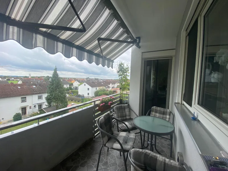 Balkon - Wohnung kaufen in Töging - 3-Zimmer-Wohnung in Töging mit Weitblick