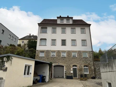 Titelbild - Haus kaufen in Cham - Mehrfamilienhaus in zentraler Lage in Cham! 