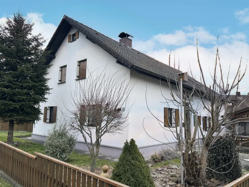 Titelbild - Haus kaufen in Schönthal - Charmantes Eigenheim zu verkaufen! 