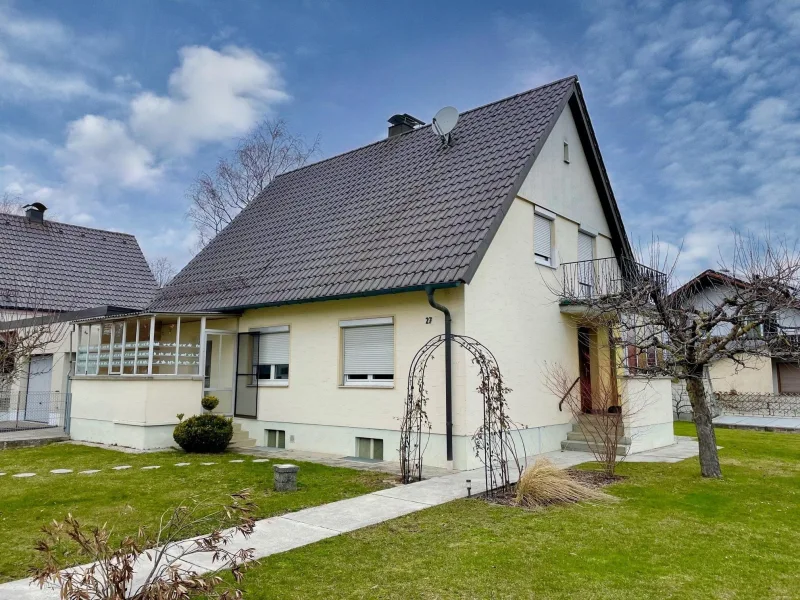 Ansicht - Haus kaufen in Mammendorf - Einfamilienhaus oder Baugrundstück in zentraler Lage