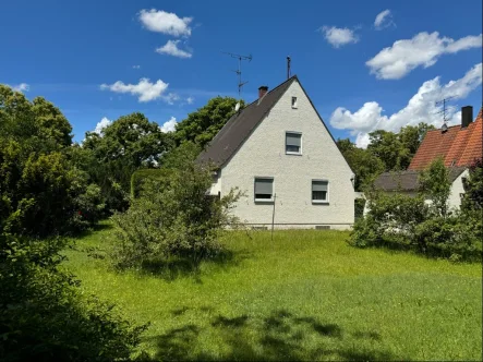 Ansicht aus dem Garten - Grundstück kaufen in Fürstenfeldbruck - Traumgrundstück in Fürstenfeldbruck