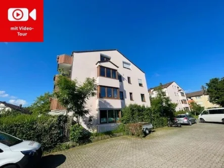 Ansicht vom Parkplatz - Wohnung kaufen in Fürstenfeldbruck - Charmantes 1-Zimmer-Appartement in FFB