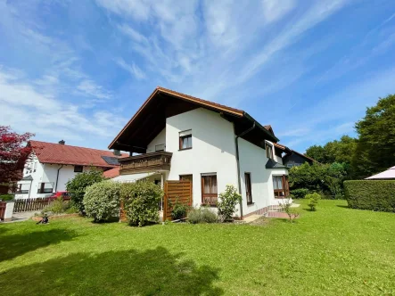 Ansicht vom Garten - Haus kaufen in Maisach - Schönes Einfamilienhaus in guter Lage in Gernlinden