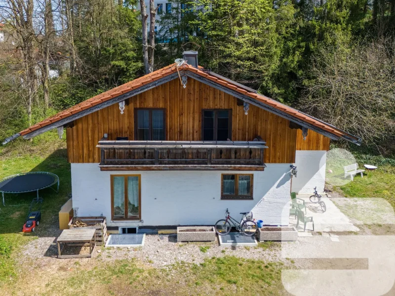 Außenansicht - Haus kaufen in Miesbach - Mitten in Miesbach- sonnig, zentral, ruhig