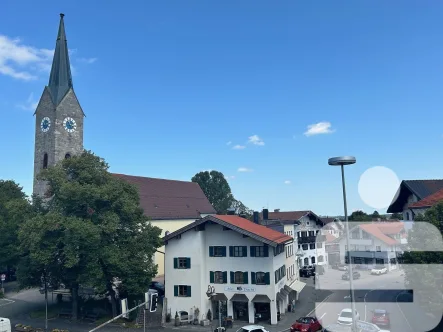 Blick von der Loggia - Wohnung mieten in Holzkirchen - Außergewöhnlich, modern und extravagant!