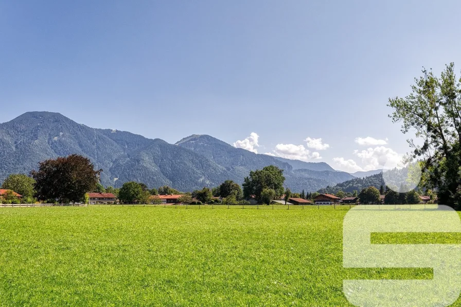 Ausblick - Wohnung kaufen in Rottach-Egern - Großzügige Gartenwohnung mit unverbaubaren Bergblick in bester Lage von Rottach-Egern