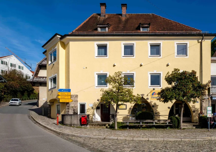 Außenansicht - Haus kaufen in Miesbach - Jetzt schnell sein - die optimale Kapitalanlage!