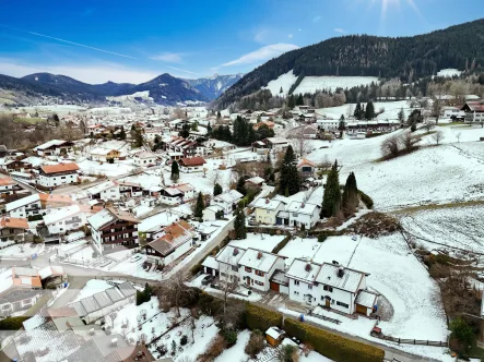 Drohnenaufnahme - Haus kaufen in Hausham - Mit Eigenleistung zum Familienheim!