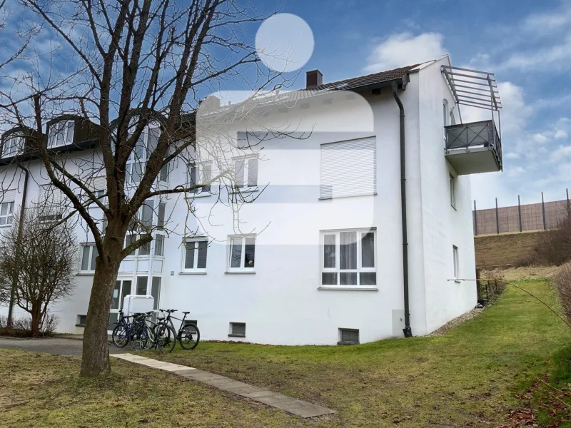 Hausansicht - Wohnung kaufen in Regensburg - Kurze Wege zu Universität und Universitätsklinikum