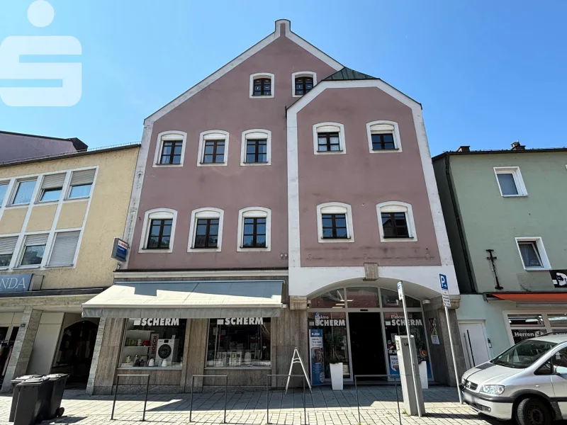 Gebäudeansicht - Haus kaufen in Schwandorf - Repräsentatives Wohn- und Geschäftshaus in hervorragender Lage