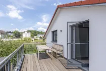 Westterrasse mit Blick auf die Donau