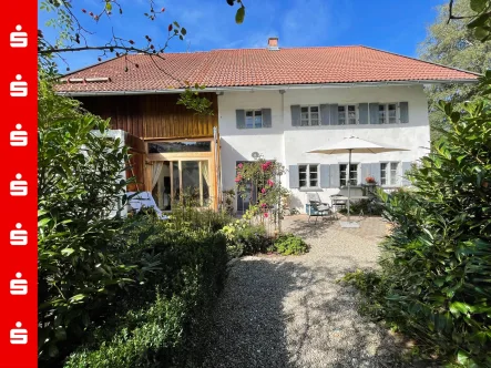 Südseite mit Garten - Haus kaufen in Bernbeuren - Charmantes Bauernhaus - komplett saniert