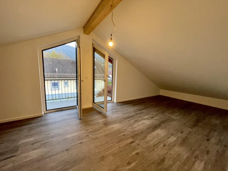 Studio im DG mit Balkon 