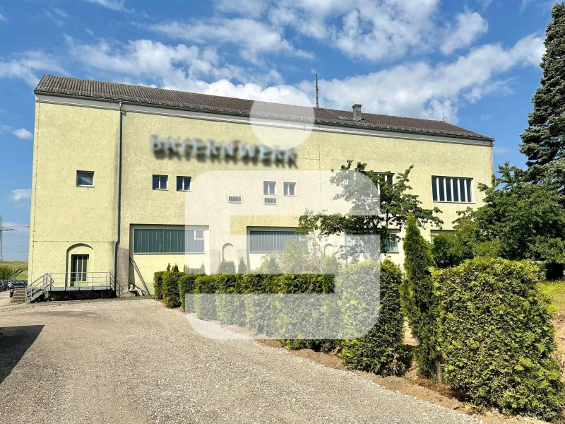 Außenansicht - Halle/Lager/Produktion mieten in Kümmersbruck - Gewerbeflächen / Büroflächen / Praxisflächen: ca. 700 bis 2100 m² zwischen Amberg und Kümmersbruck