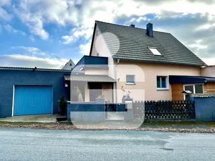 Außenansicht - Haus kaufen in Hirschau - Ihr Eigenheim in idyllischer Umgebung am Moosweiher!