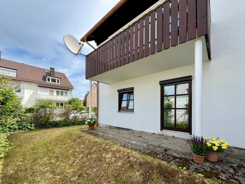 Terrasse mit Garten