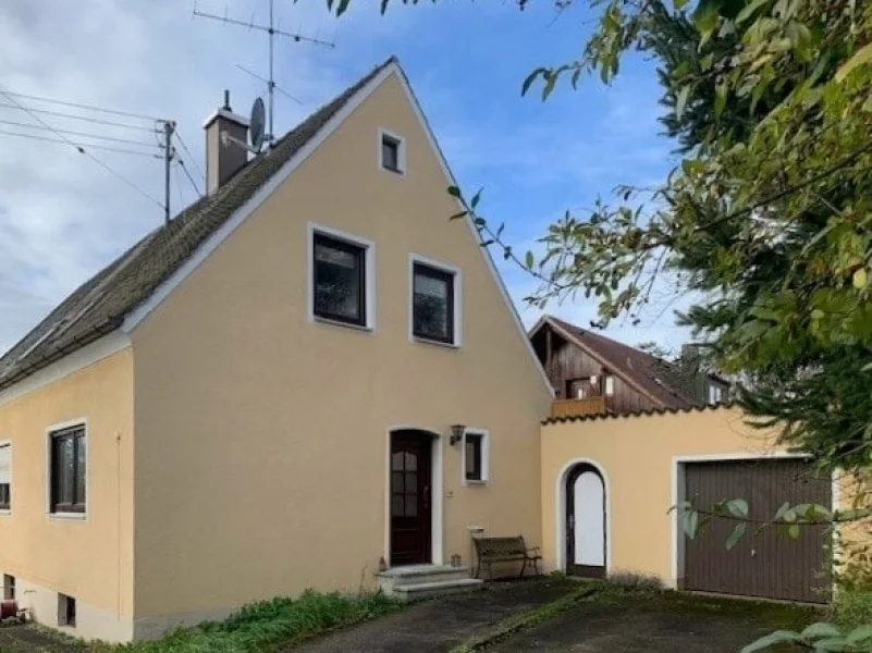 Haus mit Garage