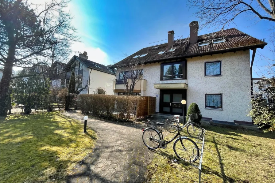 Rückgebäude - Wohnung kaufen in München - Wohnen auf 2 Etagen direkt am Perlacher Forst!