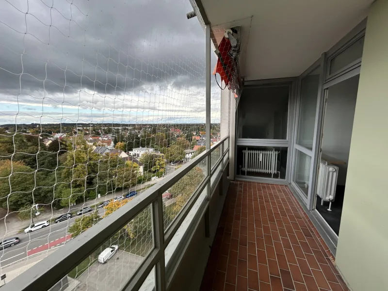 Loggia mit Weitblick - Wohnung kaufen in München - 2-Zimmer-Wohnung am Westkreuz