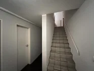 Treppe ins Untergeschoss