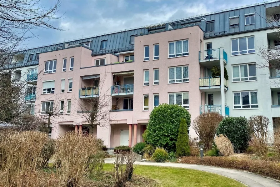 Hausansicht - Wohnung kaufen in München - 2-Zimmer-Wohnung in München - Oberföhring