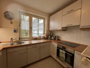 Einbauküche mit Fenster