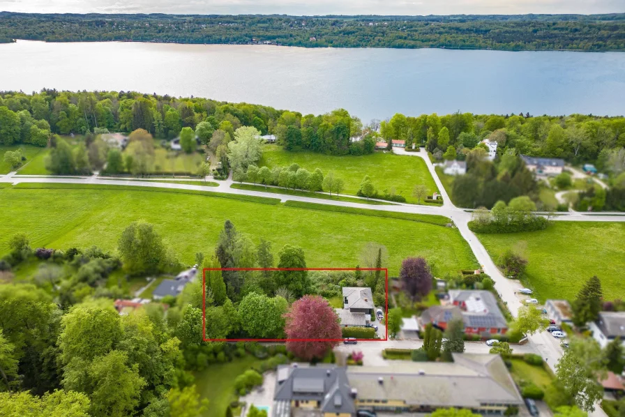 Traumgrundstück mit Seenähe - Grundstück kaufen in Berg - Traumgrundstück nur 700 Meter zum See in Berg