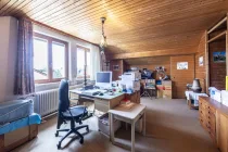 Arbeitsplatz im Dachgeschoss