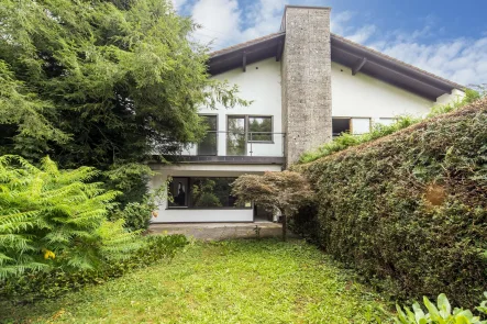 Blick auf Rückseite der DHH - Haus kaufen in Hohenbrunn - Gemütliche Doppelhaushälfte in Hohenbrunn