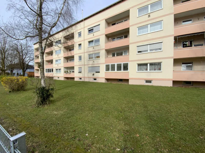 Ansicht Höttingerstraße - Wohnung kaufen in Rosenheim - Kapitalanlage - vermietetes 1-Zimmer-Apartment in guter Lage!