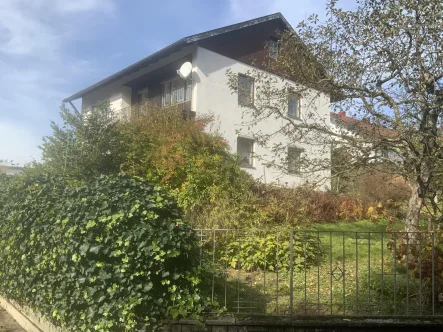 Ruhige, sonnige Lage - Haus kaufen in Gars Bahnhof - Einfamilienhaus als Zweiparteienhaus genutzt, in herrlicher Lage mit großem Grundstück