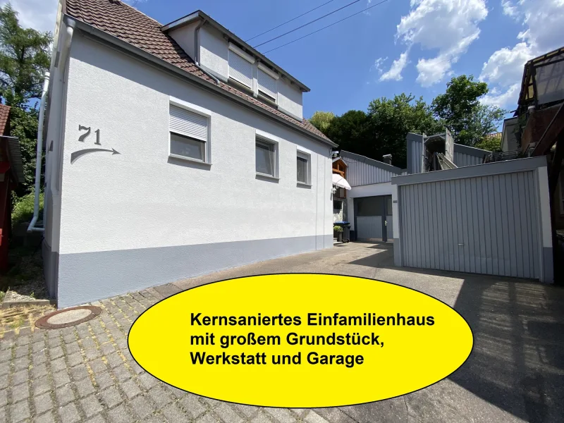 Vordere Hausansicht - Haus kaufen in Backnang - Kernsaniertes Einfamilienhaus mit großem Grundstück, Werkstatt und Garage