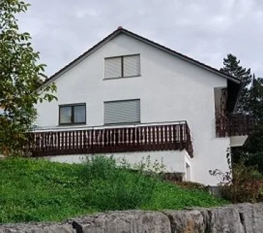 Süd-West Ansicht - Haus kaufen in Berglen - Sieben Zimmer! Ruhige Lage! Blick ins Grüne!