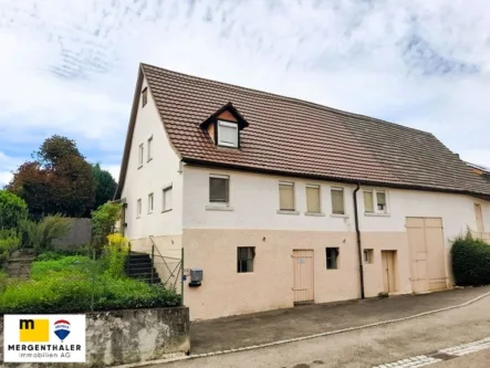 Lindenstr. 23 - Haus kaufen in Waiblingen-Hohenacker - Bauernhaus mit Gartenidyll und Scheune