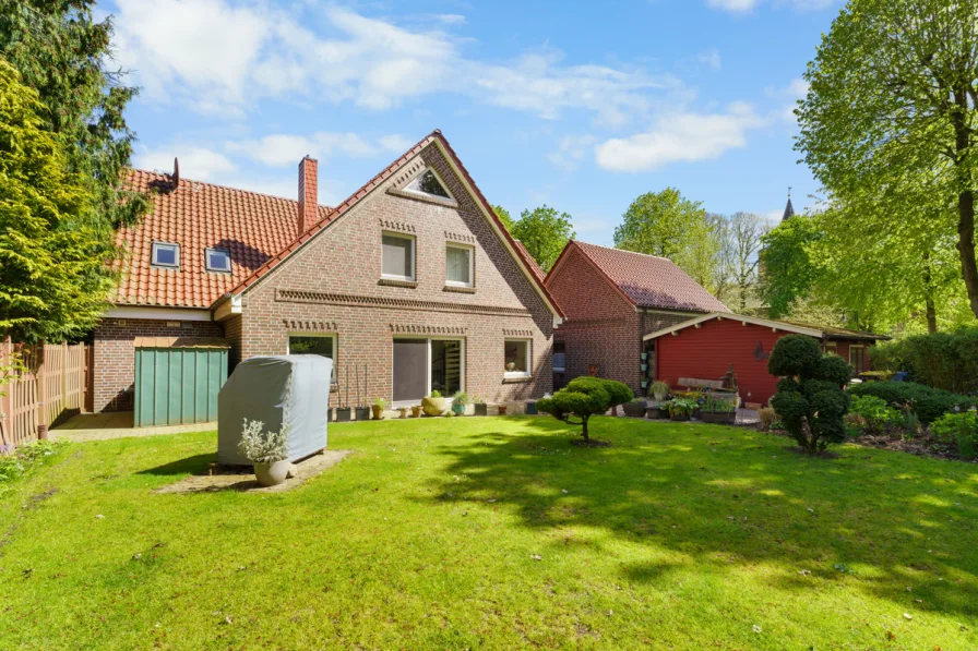 Garten - Haus kaufen in Krummhörn - Modernes Wohn- und Geschäftshaus im Herzen von Pewsum Krummhörn