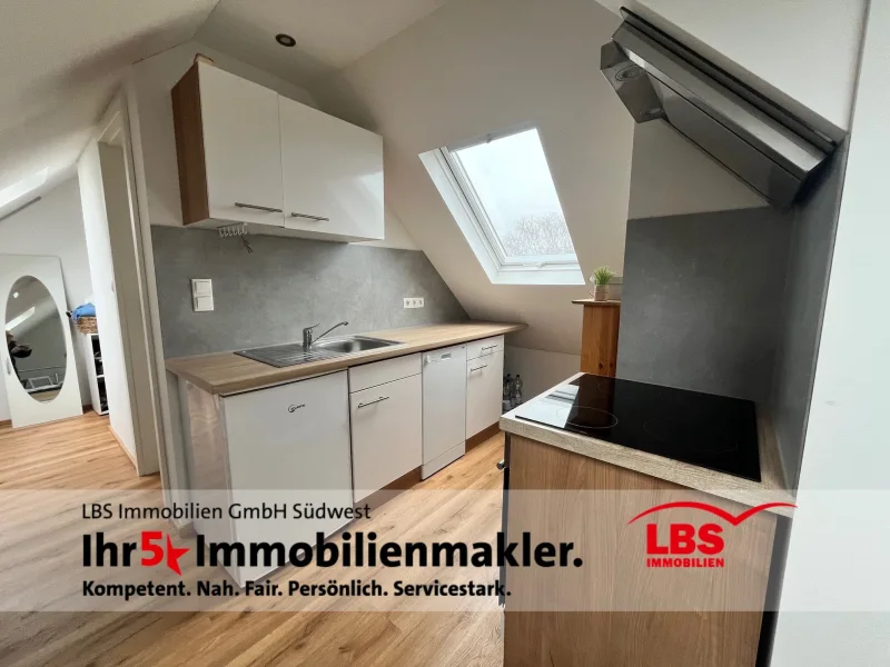 Küchenbereich - Wohnung mieten in Koblenz - Schöne Dachgeschosswohnung in Metternich, mit Balkon!