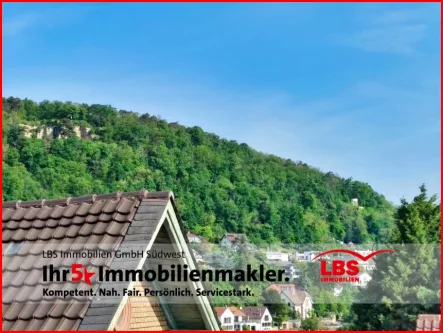 Blick auf Krimhildenstuhl - Wohnung kaufen in Bad Dürkheim - Wohnung mit Modernisierungspotentialfür Selbstnutzer/Kapitalanleger zur Neuvermietung