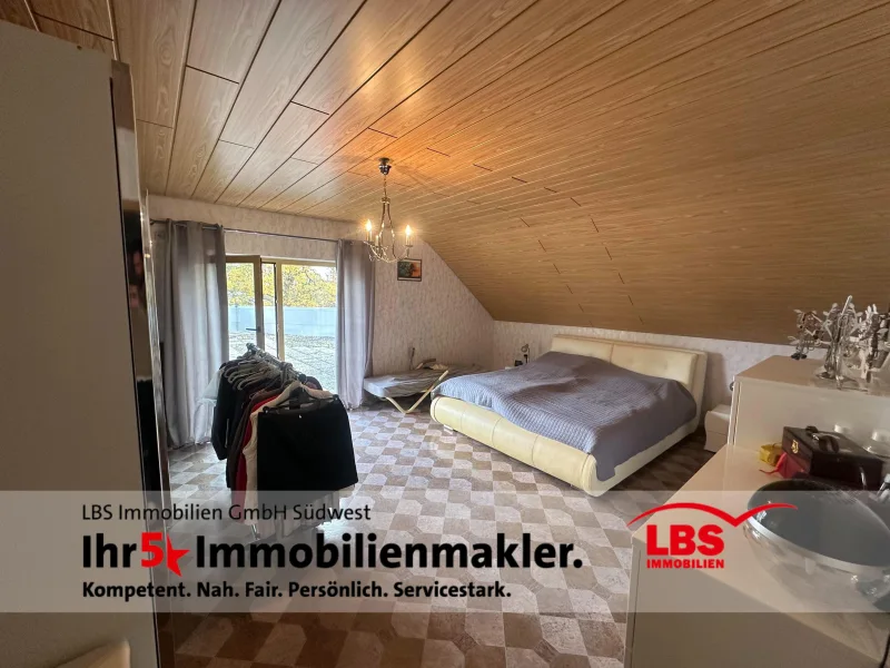 Schlafzimmer DG