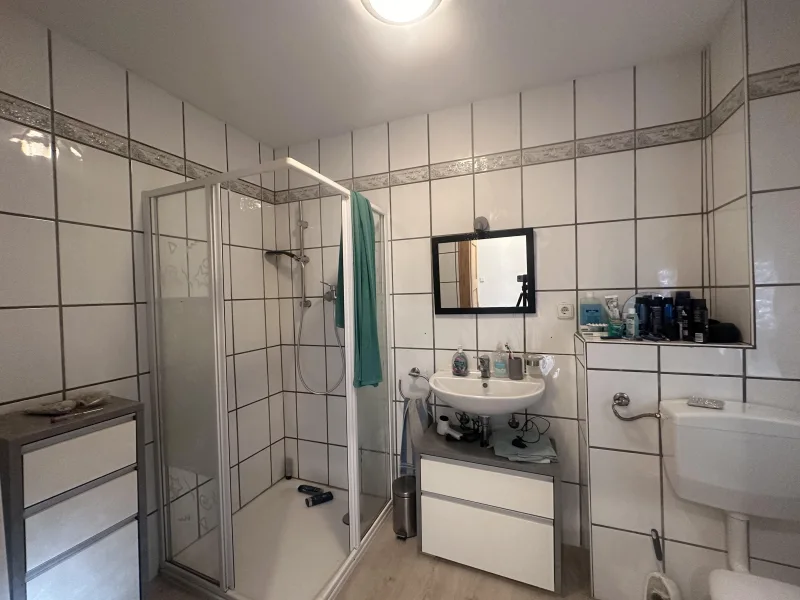 Badezimmer EG