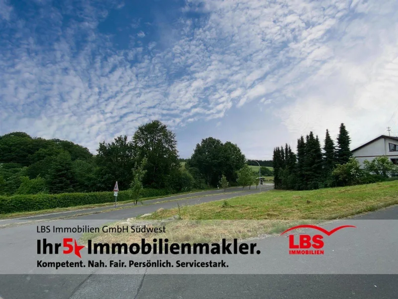 Grundstück - Grundstück kaufen in Hennweiler - Potenzial für ein Mehrfamilienhaus mit 6 Wohneinheiten