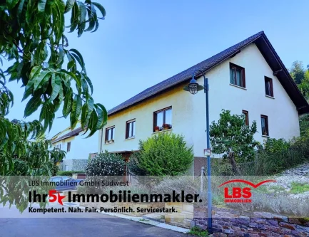 Außenbild - Haus kaufen in Staudernheim - EFH mit Einliegerwohnung/ als Kapitalanlage nutzbar