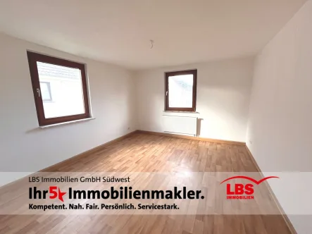 Wohnzimmer - Wohnung mieten in Andernach - Fein und kompakt. 2 ZKB in Andernach Südstadt!