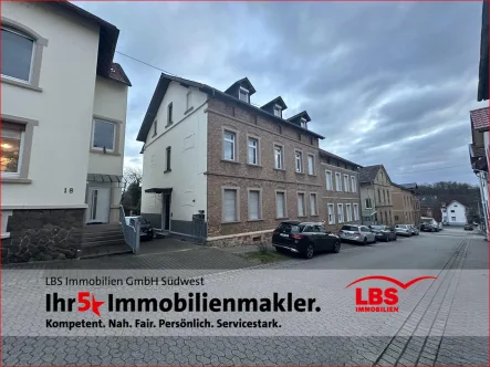 Titelbild - Zinshaus/Renditeobjekt kaufen in Bad Kreuznach - Attraktives Mehrfamilienhaus in Bad Kreuznach