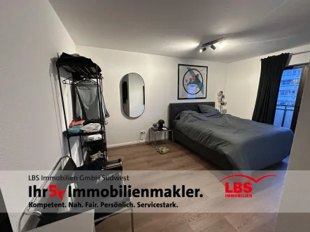 Schlafzimmer - Wohnung kaufen in Mainz - Frisch modernisierte Wohnung in zentraler Lage