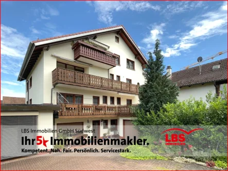 1. Stock- Balkon - Wohnung kaufen in Löffingen - Viel Platz für Ihre Familie; Alternative zum Haus !