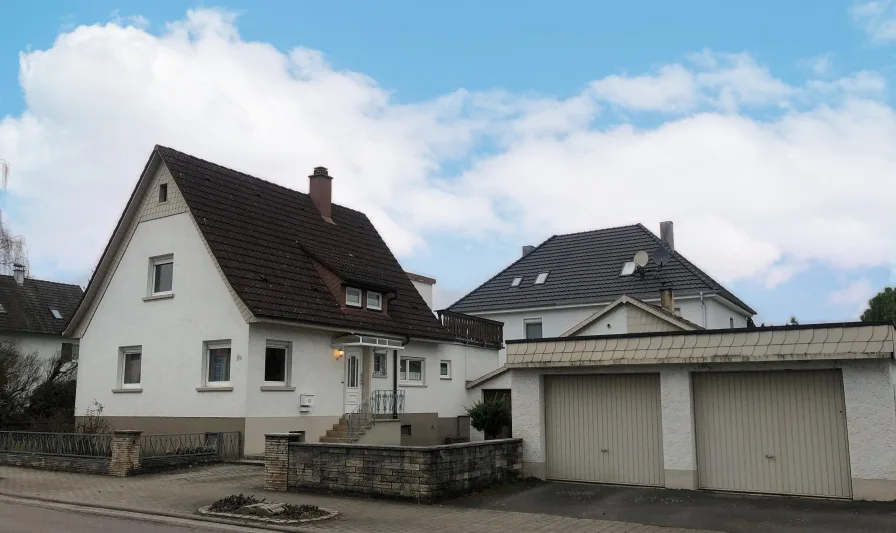 Außenansicht - Haus kaufen in Haßmersheim - Neue Perspektiven für Individualisten